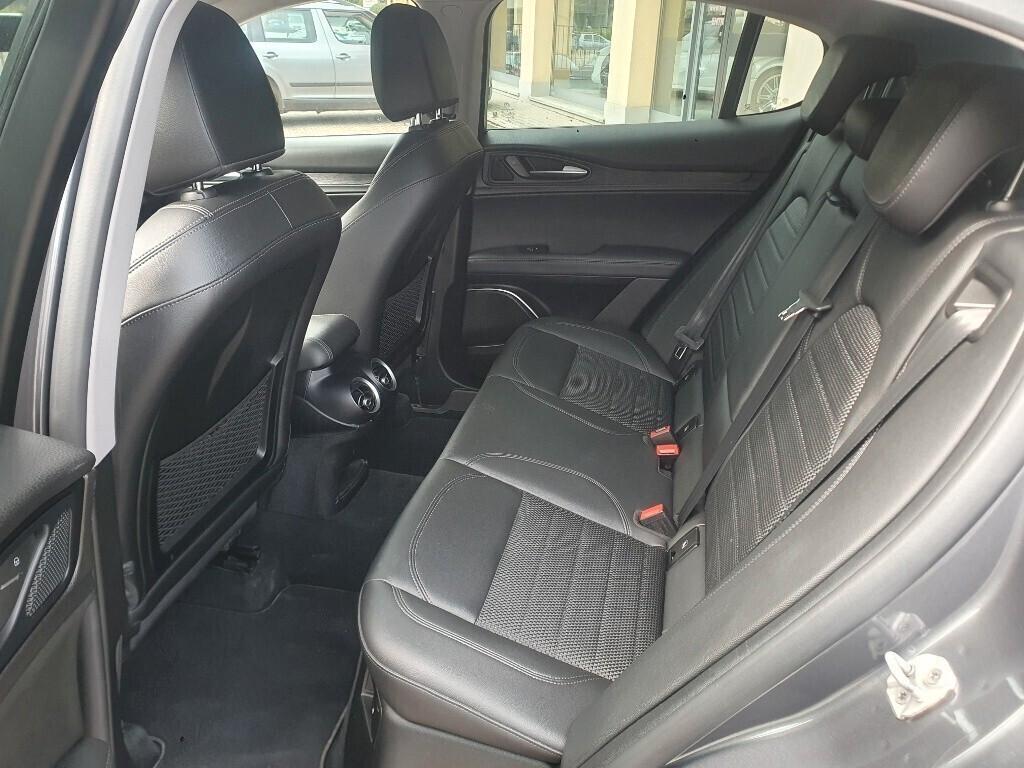 Alfa Romeo Stelvio 2.2 Turbodiesel 190 CV AT8 Q4 Executive Pompa olio nuova