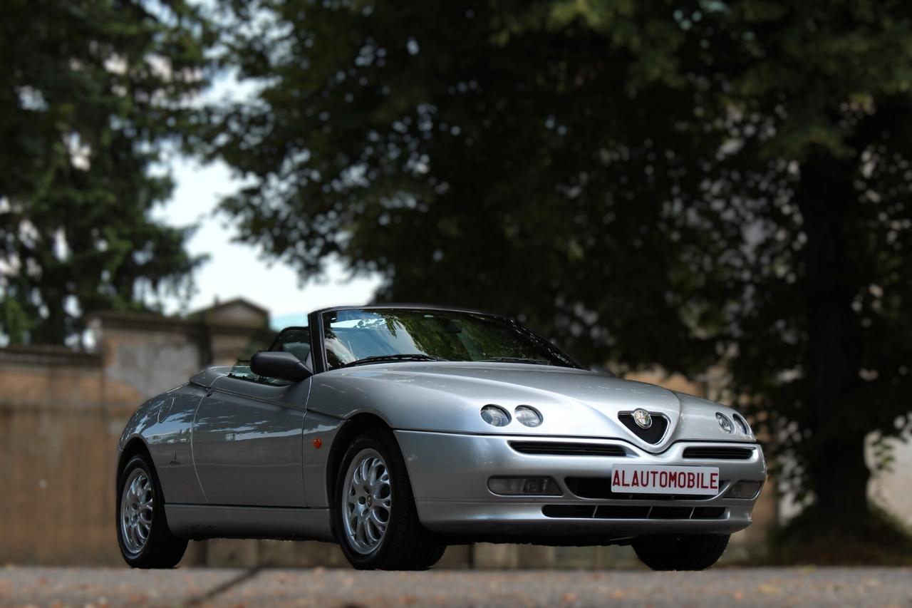 Alfa Romeo GTV Spider 2.0i 16V Twin Spark cat L