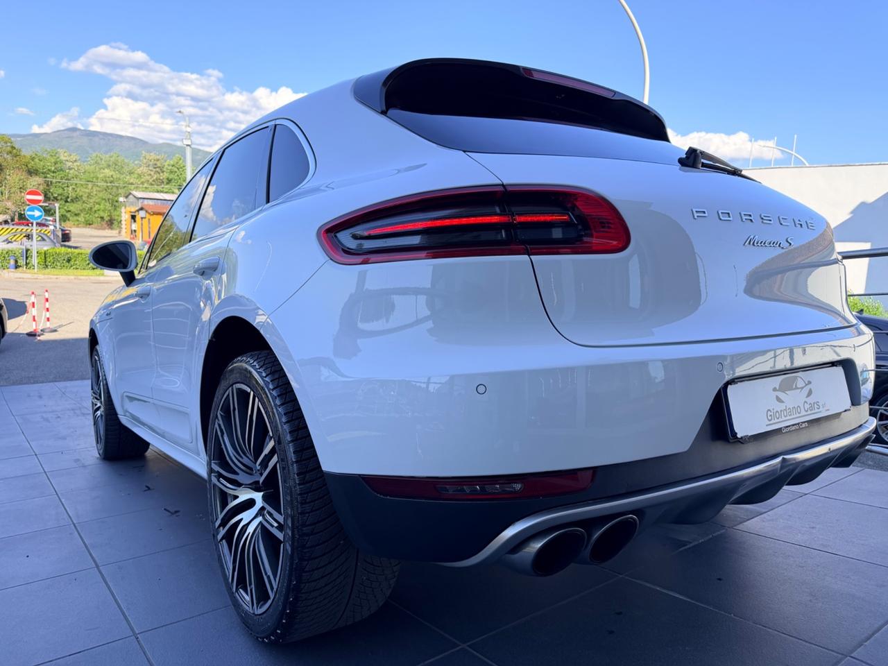Porsche Macan 3.0 S Diesel white edition pari al nuovo