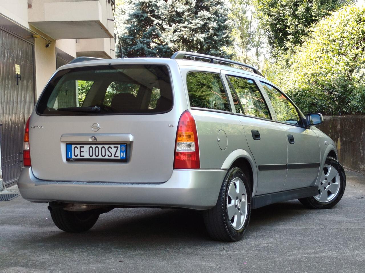 Opel Astra SW 1.6 BENZINA 100cv / Uniproprietario