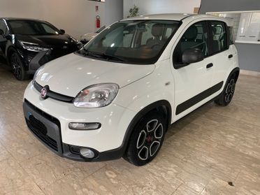 Fiat Panda 1.0 GSE S&S Hybrid Street Van 4 posti