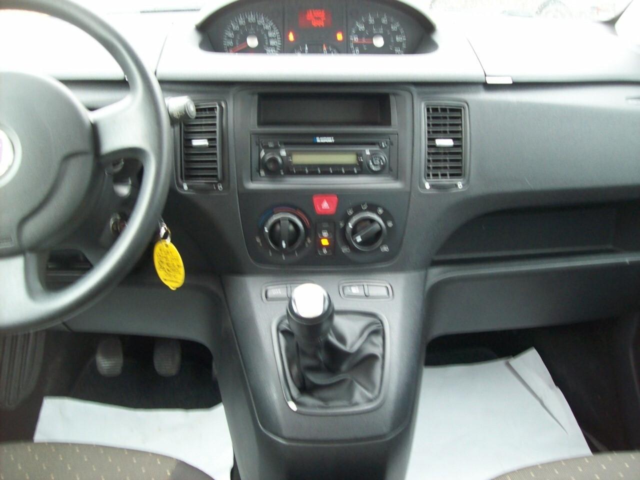 FIAT IDEA 1.3 MTJ CV.70 BlackEnergy "2010"