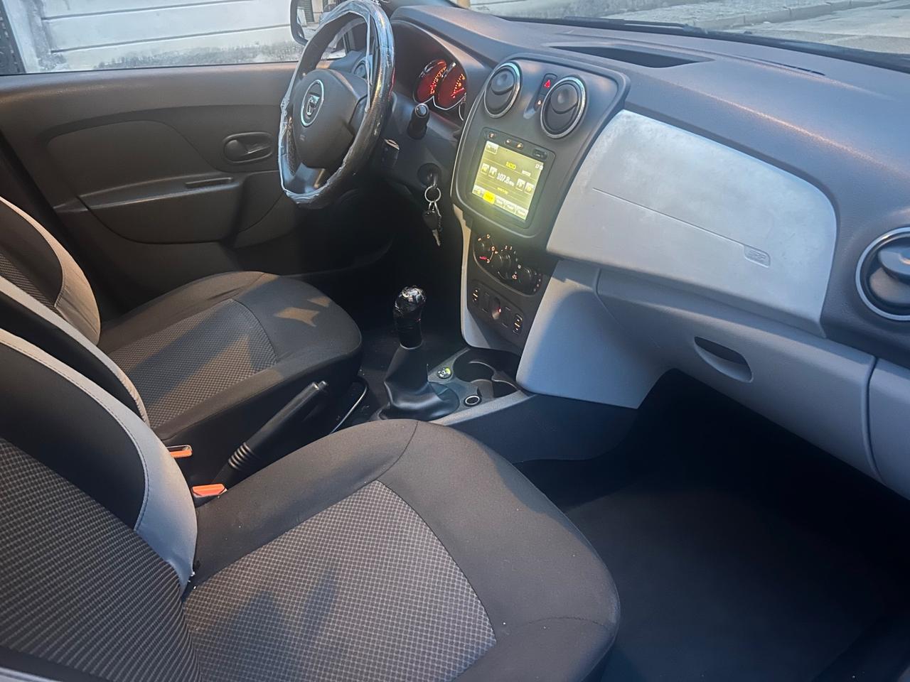 Dacia Sandero 1.2 GPL 75CV