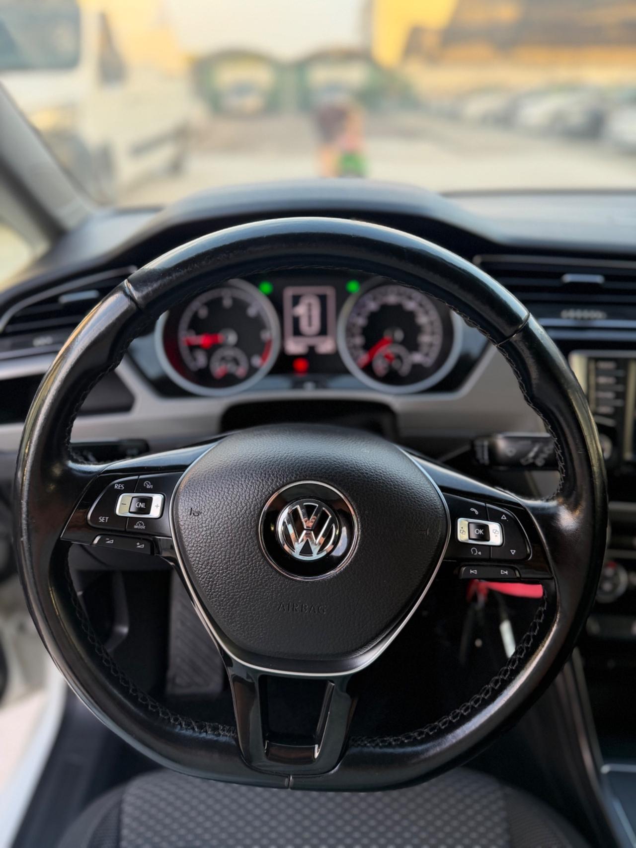 Volkswagen Touran 1.6 TDI Executive BlueMotion Technology