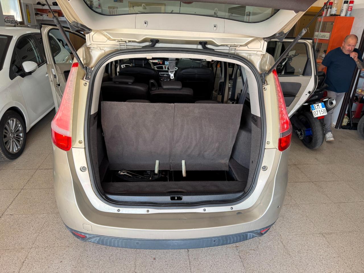 Renault Scenic Grand Scénic 7 POSTI 1.9 dCi/130CV NAVI-PELLE