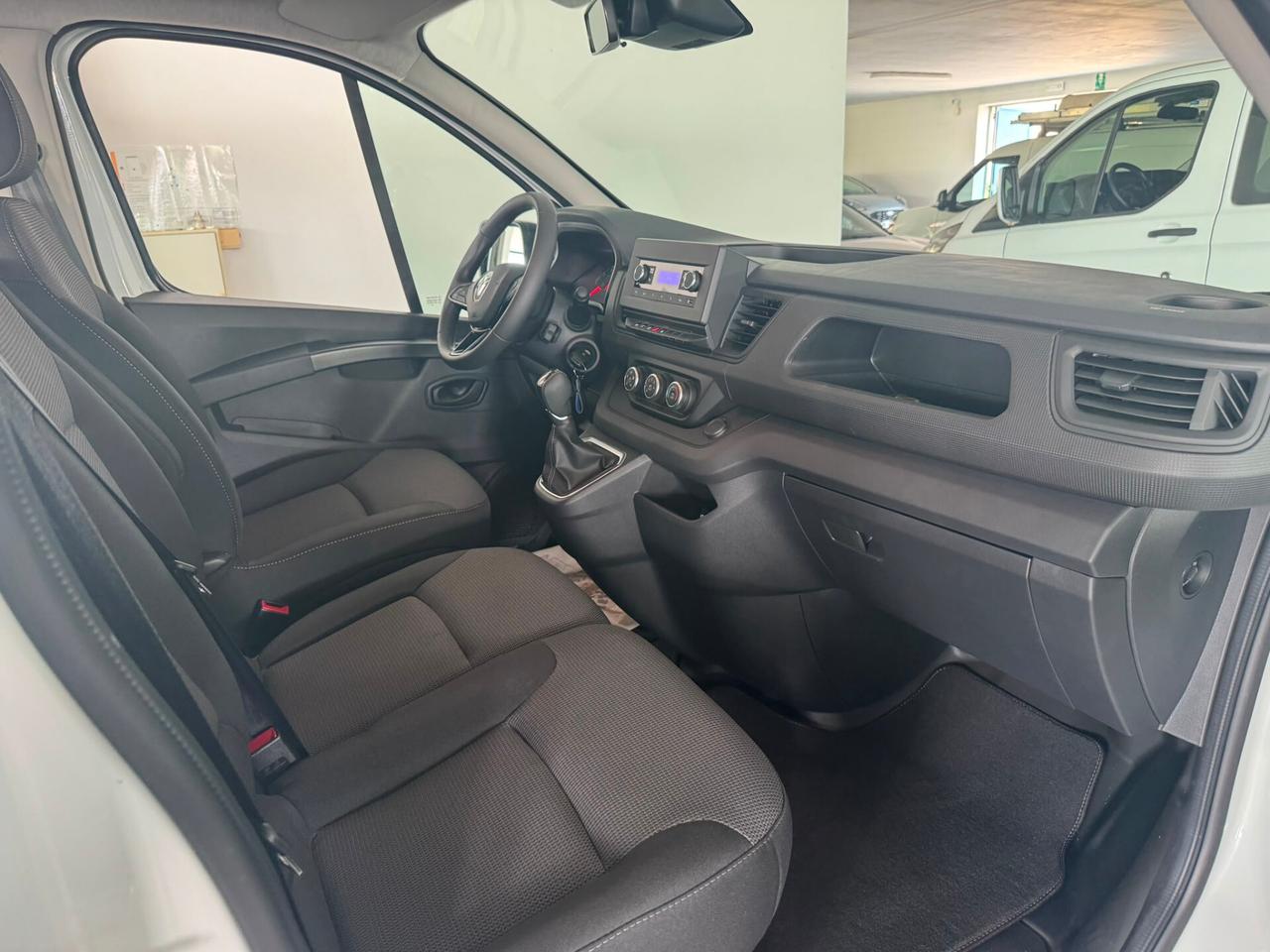 Renault Trafic 2.0 dCi 150CV PL-TN- Autom. 6 posti N1