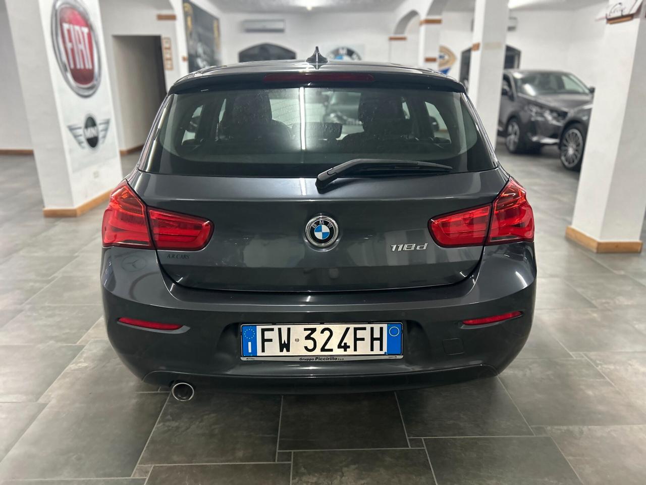 Bmw 118d 150cv 5p. Advantage 06/2019