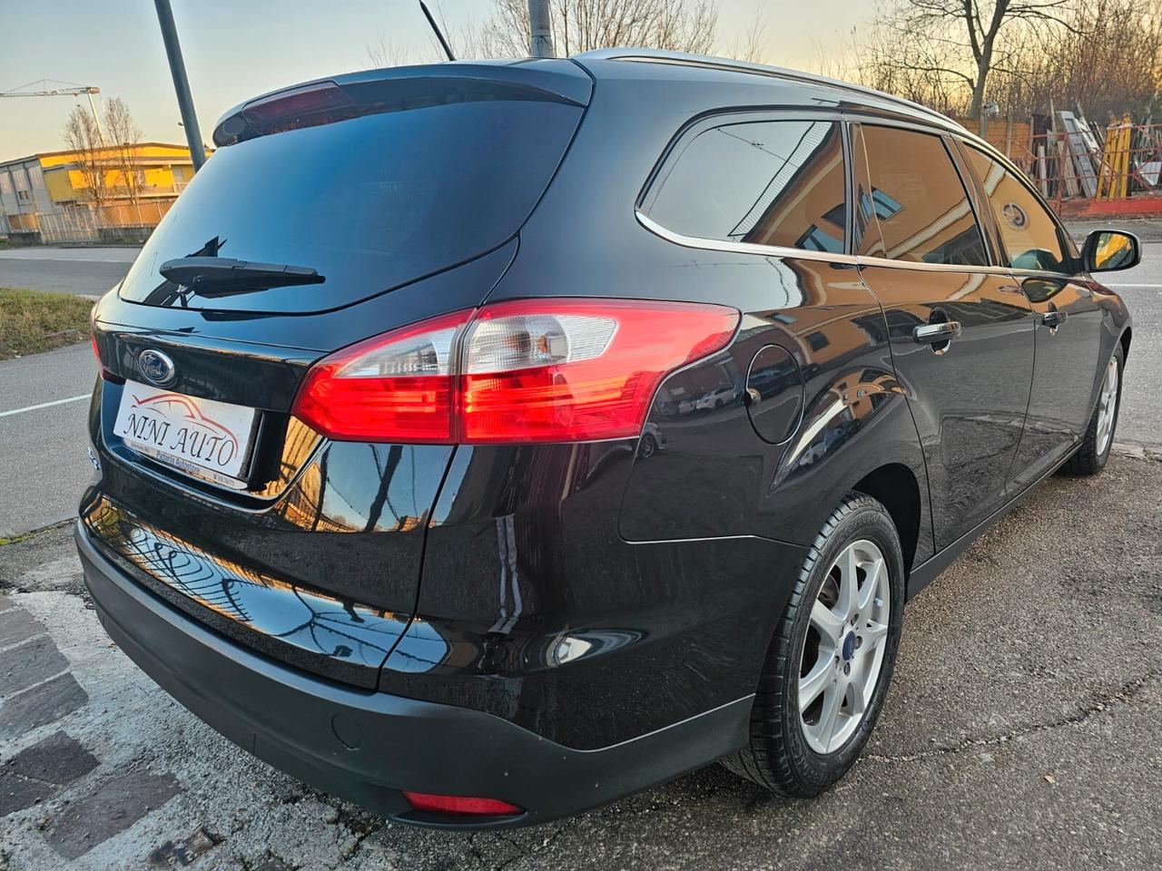 Ford Focus 1.6 TDCi 115cv Sw Titanium*Navi*Euro5*Unipro*