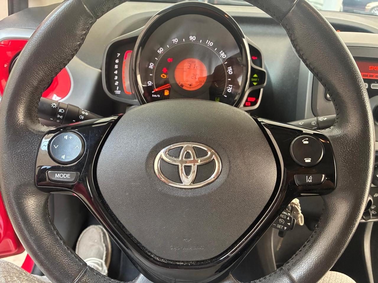 Toyota Aygo 1.0 VVT-i 72 CV 5 porte x-cool