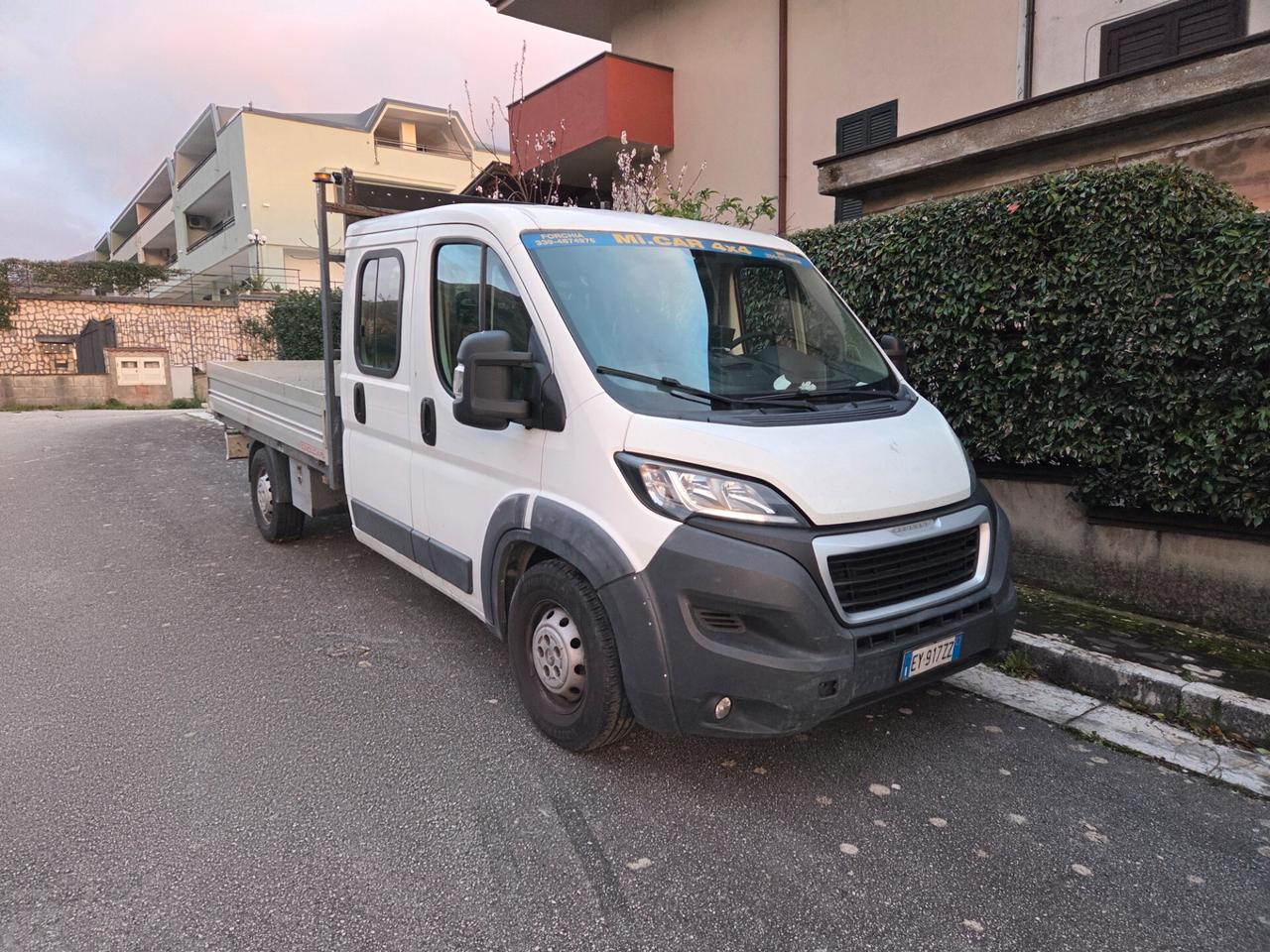 Peugeot Boxer 435 2.2 HDi/150CV DC Cabinato