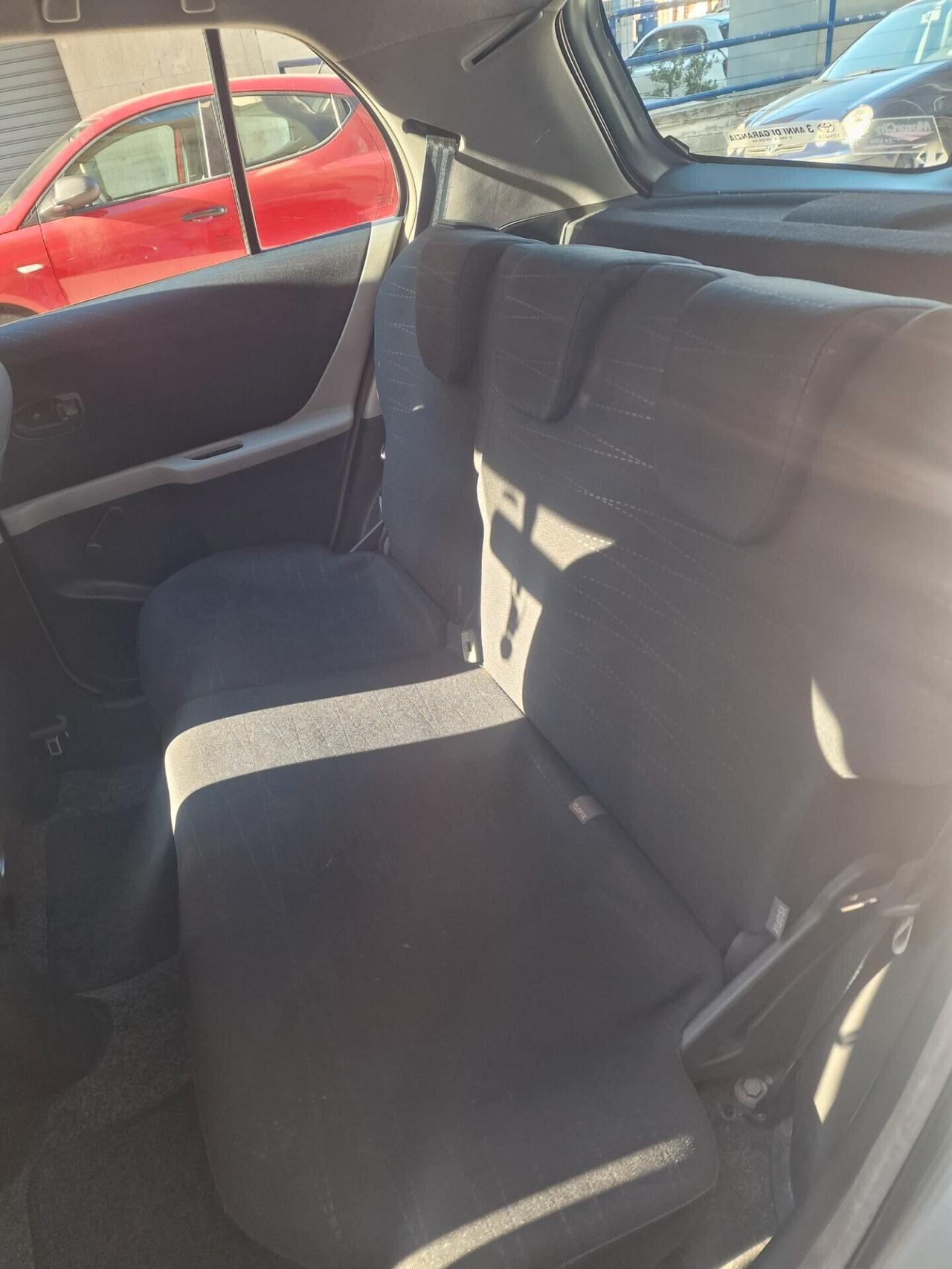 Toyota Yaris 1.3 5 porte