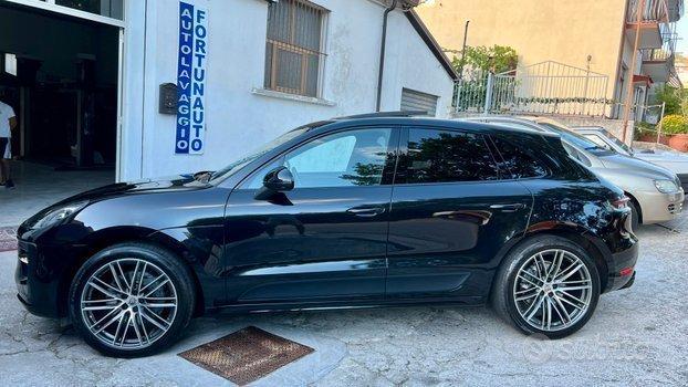 Porsche Macan S