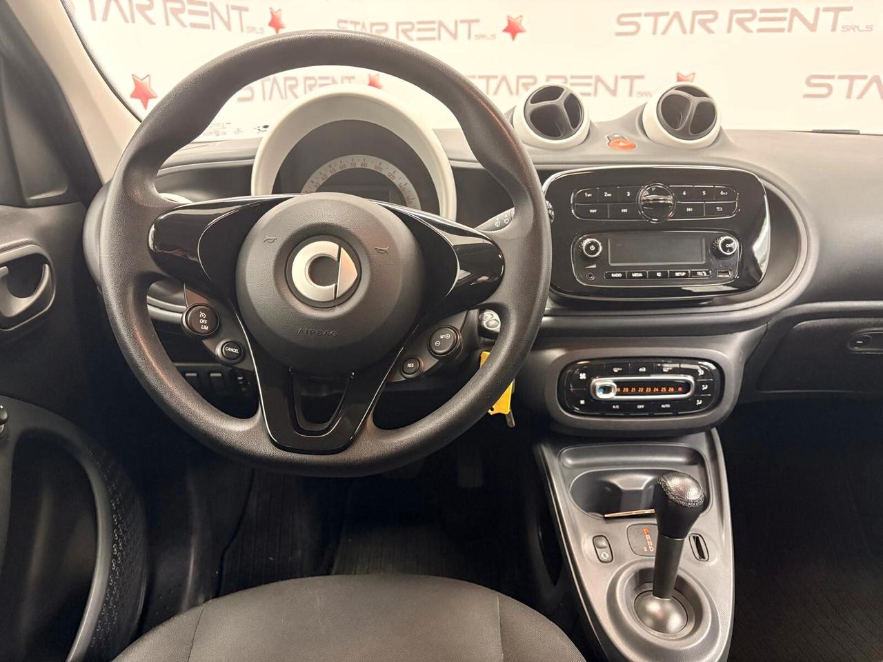 Smart ForFour 70 1.0 twinamic Youngster