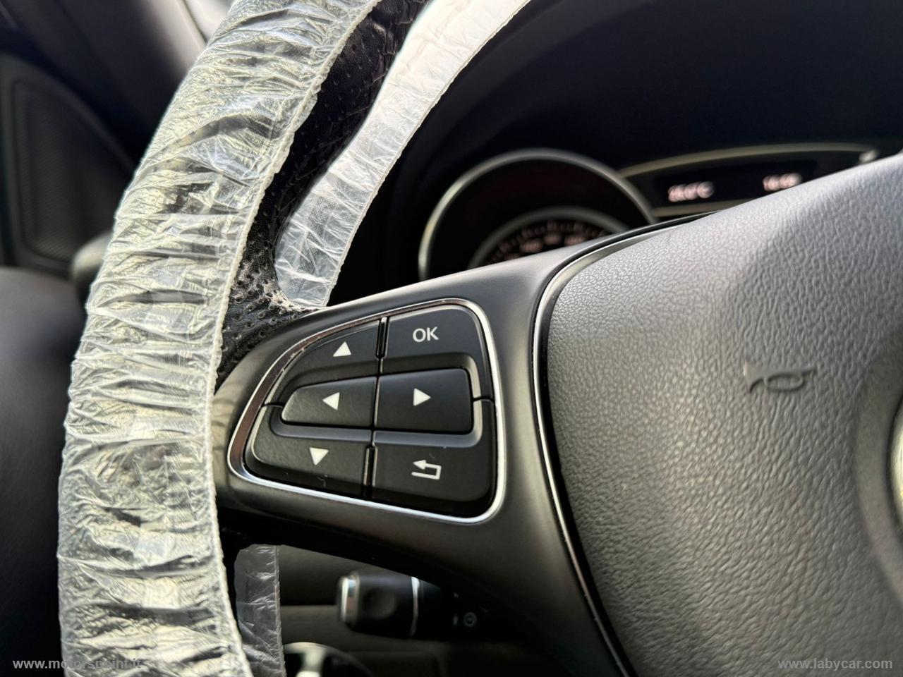MERCEDES-BENZ GLA 200 d Automatic Sport NEOPATENTATI OK