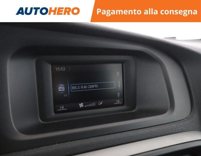 VOLVO V40 T2 Kinetic