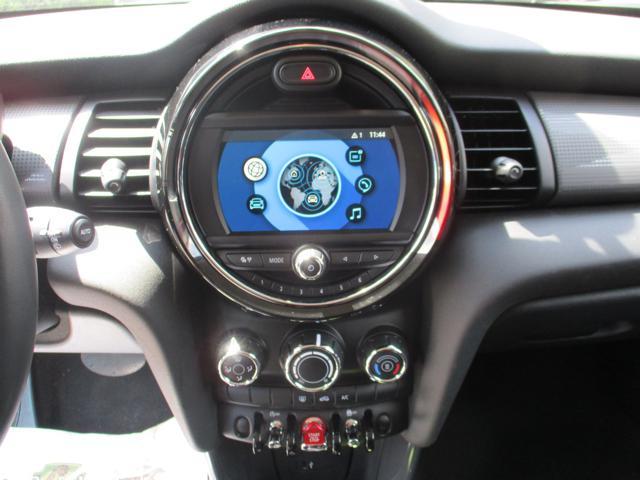 MINI Cooper 1.5 Cooper Business 5 porte Automatica*SOLO40000KM
