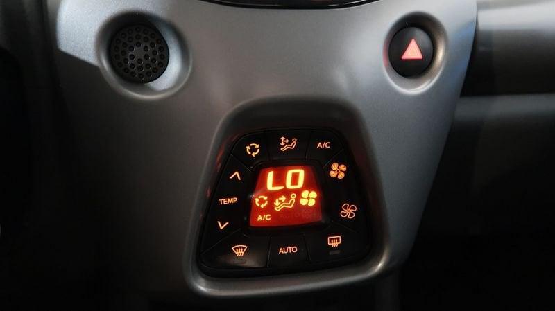 Toyota Aygo Aygo 5p 1.0 x-play 72cv
