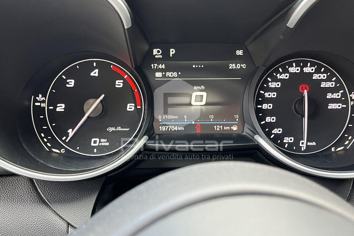 ALFA ROMEO Giulia 2.2 Turbodiesel 210 CV AT8 AWD Q4 Veloce Ti
