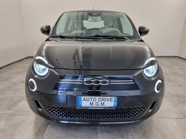 FIAT 500e 3+1 42 kWh La Prima