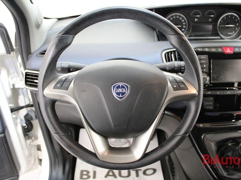 Lancia Ypsilon Ypsilon 1.2 69 CV 5 porte S&S Platinum