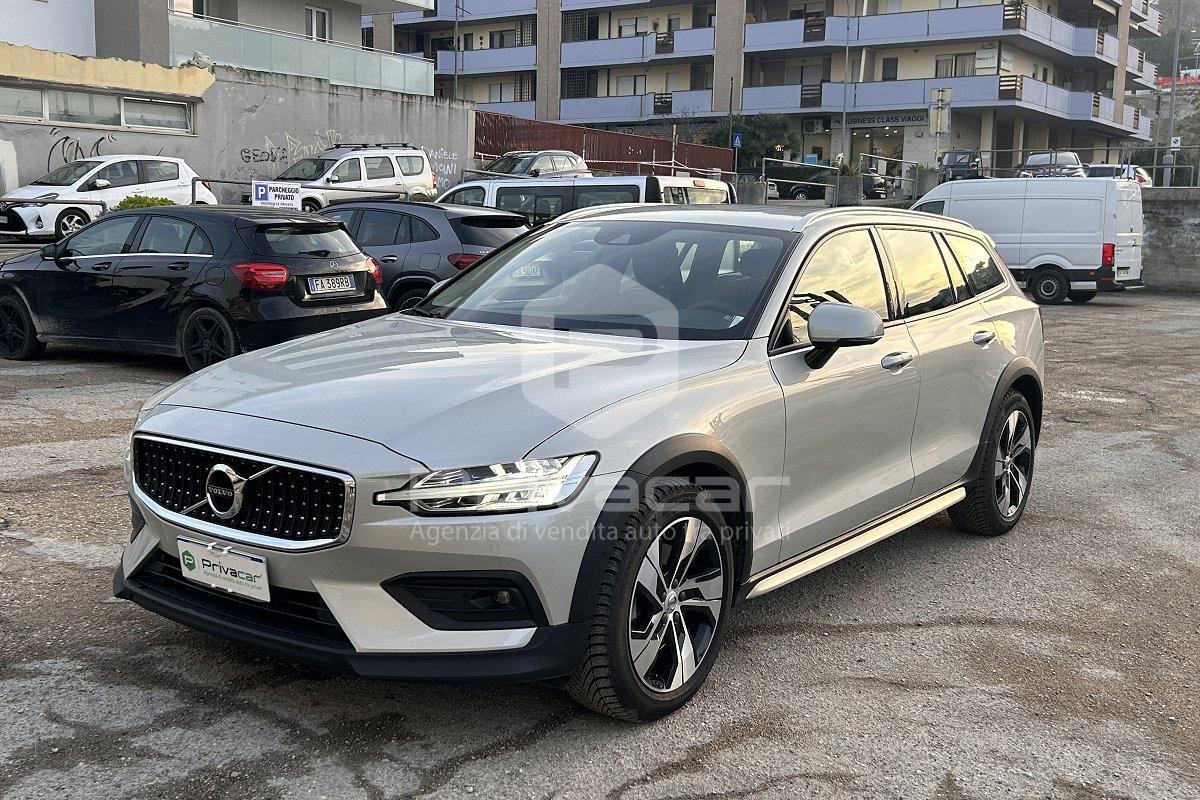 VOLVO V60 Cross Country D4 AWD Geartronic Business Plus