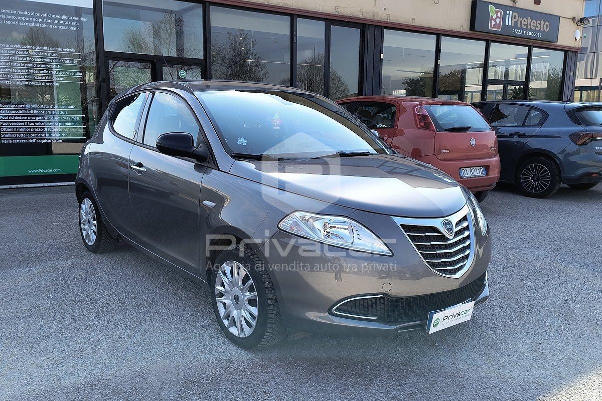 LANCIA Ypsilon 1.2 69 CV 5 porte Gold