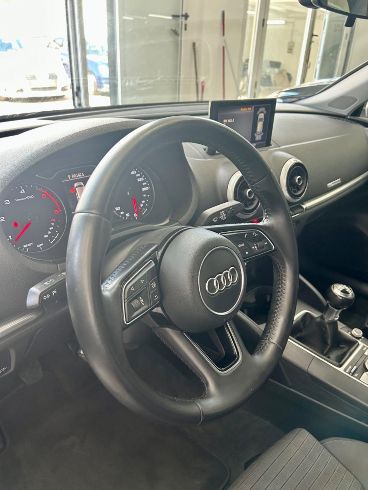 Audi A3 SPB 1.6 TDI Sport FINANZIABILE