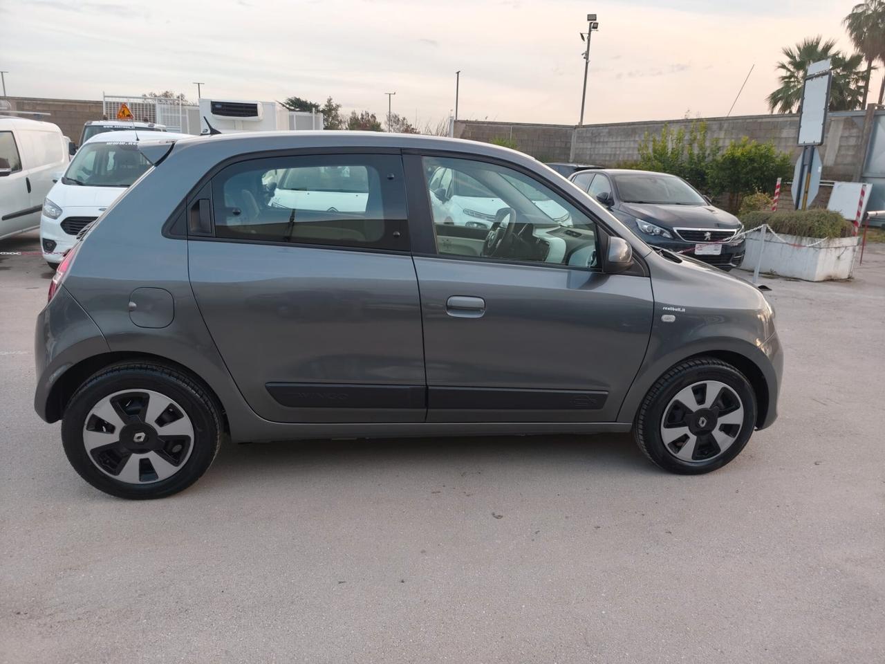 Renault Twingo BENZINA/GPL 1000 CC. ANCHE PER NEO PATENTATI RIF:7525