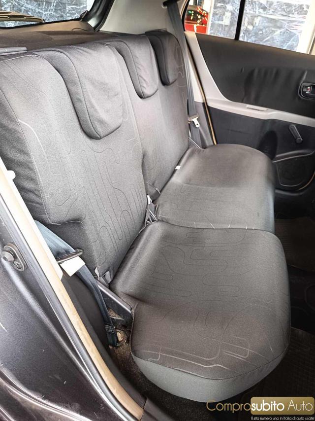 TOYOTA Yaris 1.0 5 porte Sol