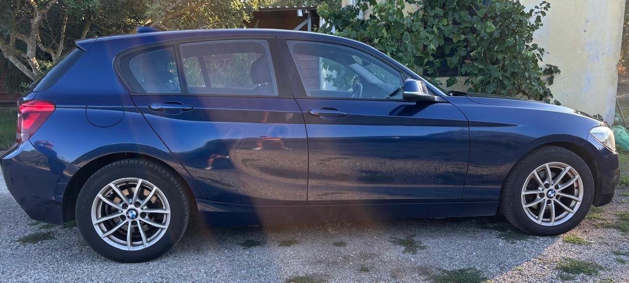 Bmw 116 116d 5p. Urban