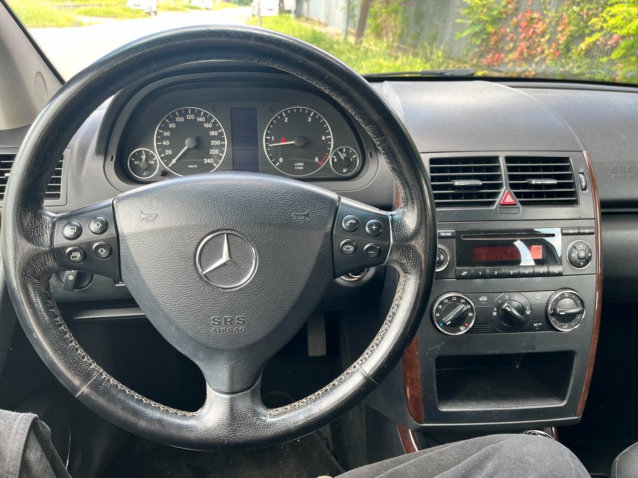 Mercedes A 180 *CAMBIO AUTOMATICO*
