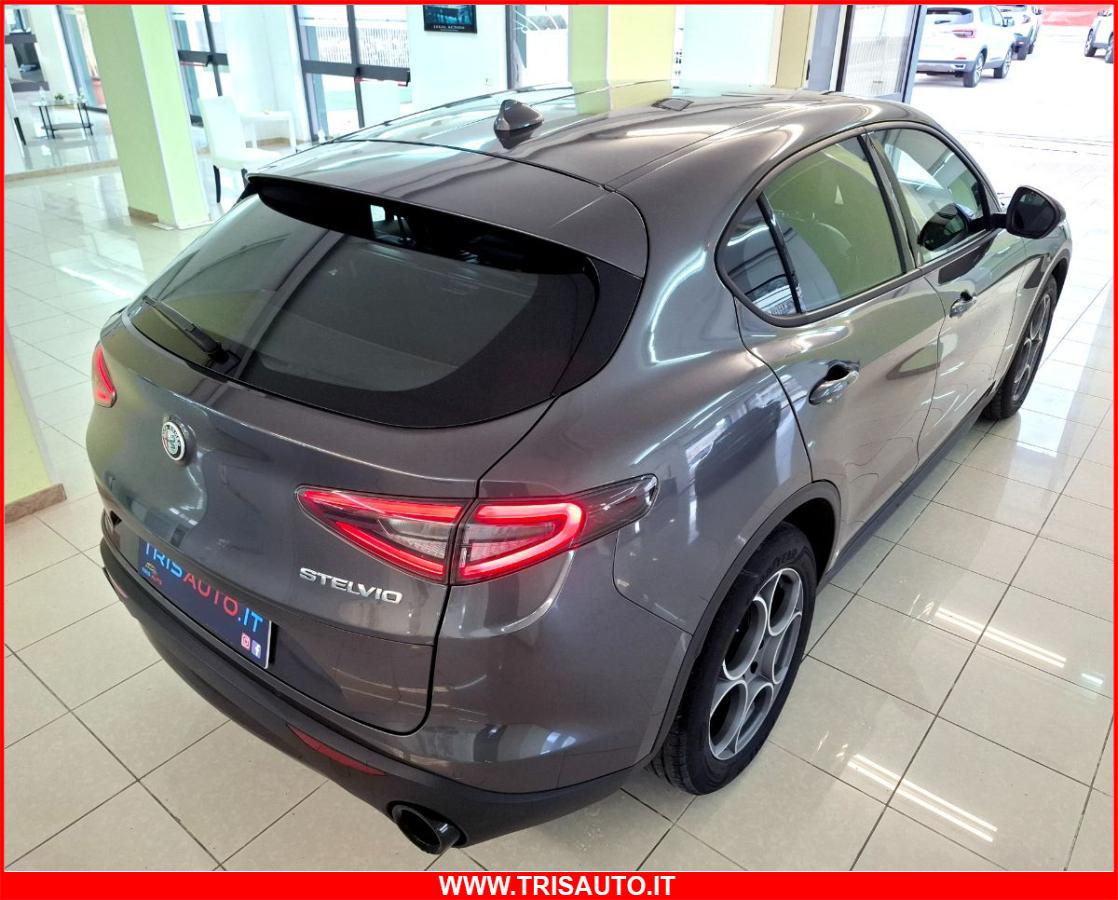 ALFA ROMEO Stelvio 2.2 Td AT8 Sprint (FULL LED+PELLE+NAVI)