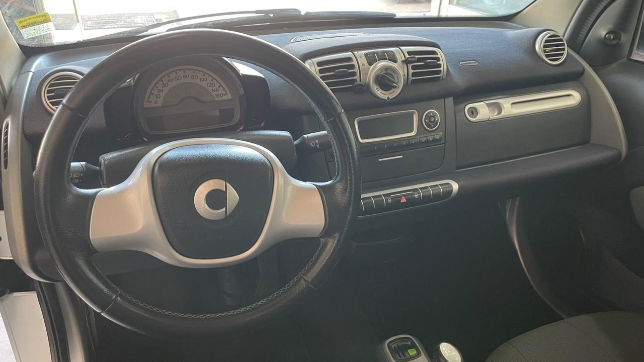 Smart ForTwo 1000 52 kW MHD coupé pure
