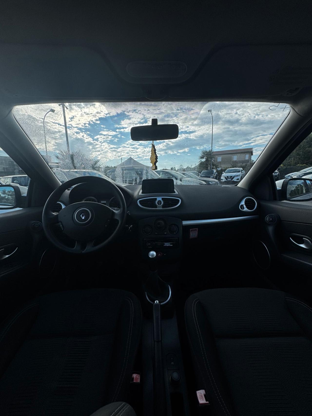 Renault Clio 1.2 16V 5 porte Luxe