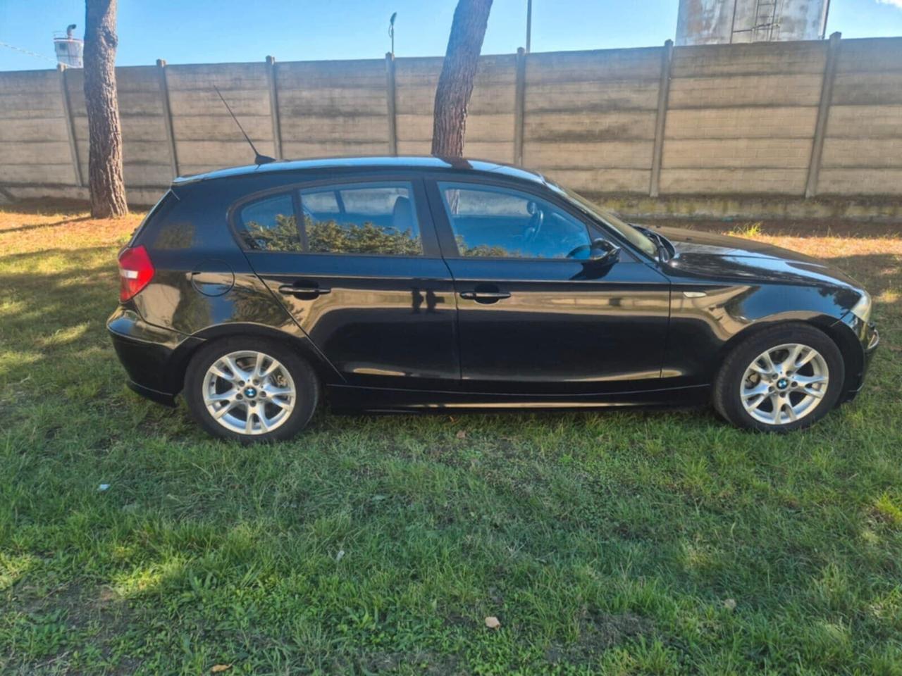 Bmw 118 118d cat 5 porte Futura