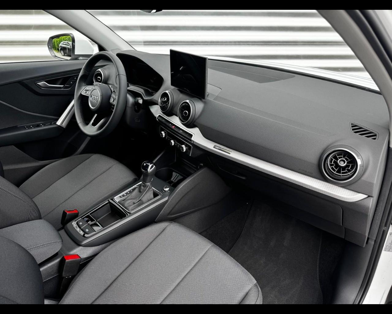 AUDI Q2 35 TFSI S-TRONIC