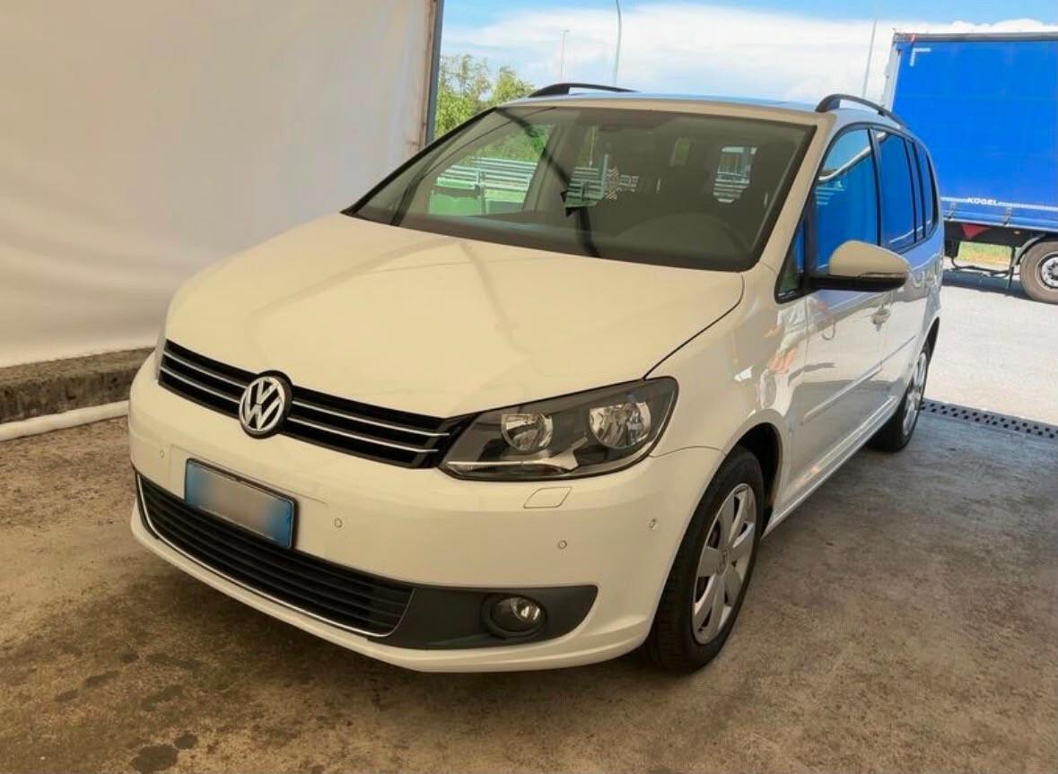 Volkswagen Touran 1.6 TDI DSG 03/2014