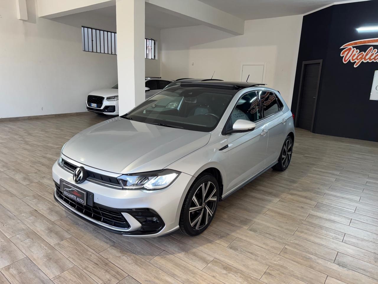 Volkswagen Polo 1.0 TSI DSG R-Line