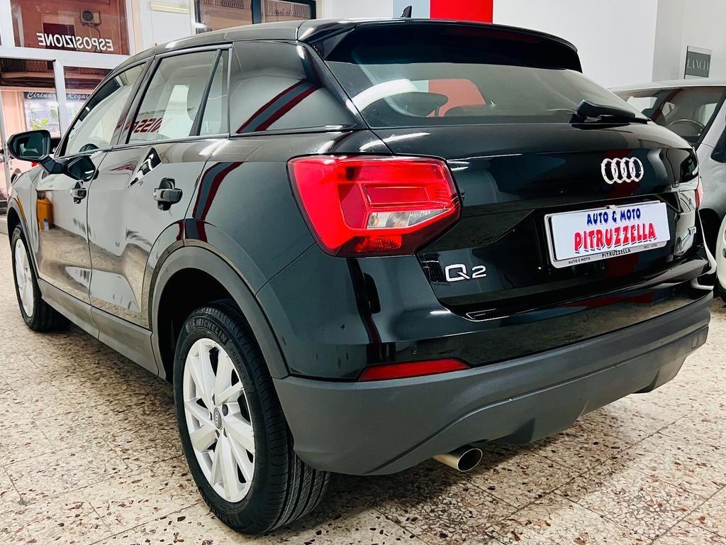 Audi Q2 1.6 TDI S tronic Business 2017
