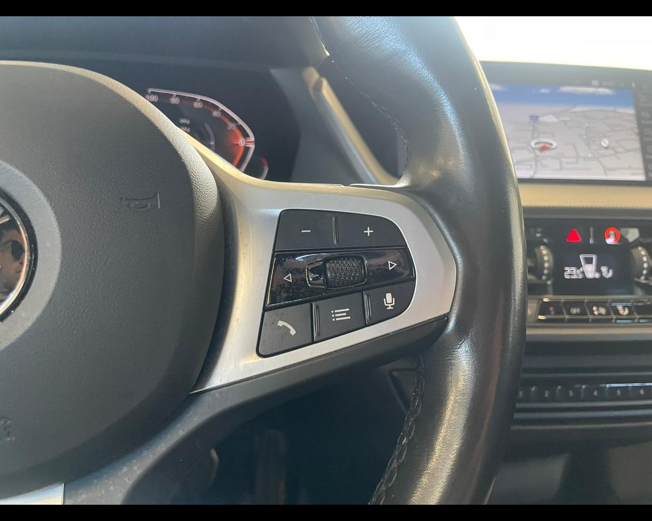 BMW Serie 1 (F40) - 118d 5p. Msport