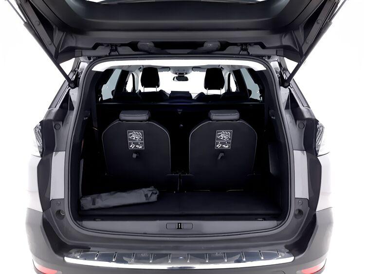 Peugeot 5008 Allure EAT8 BR075581 1.5 Diesel 131CV