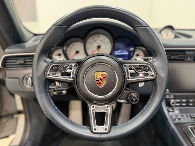 PORSCHE 911 3.0 Carrera 4 GTS Cabriolet