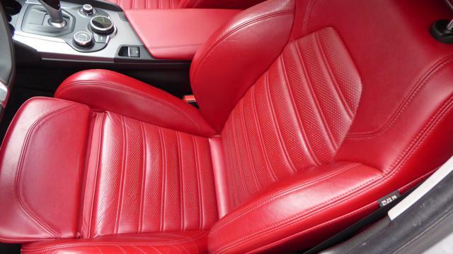 ALFA ROMEO Giulia 2.2 Turbodiesel 210 CV AT8 AWD Q4 Veloce