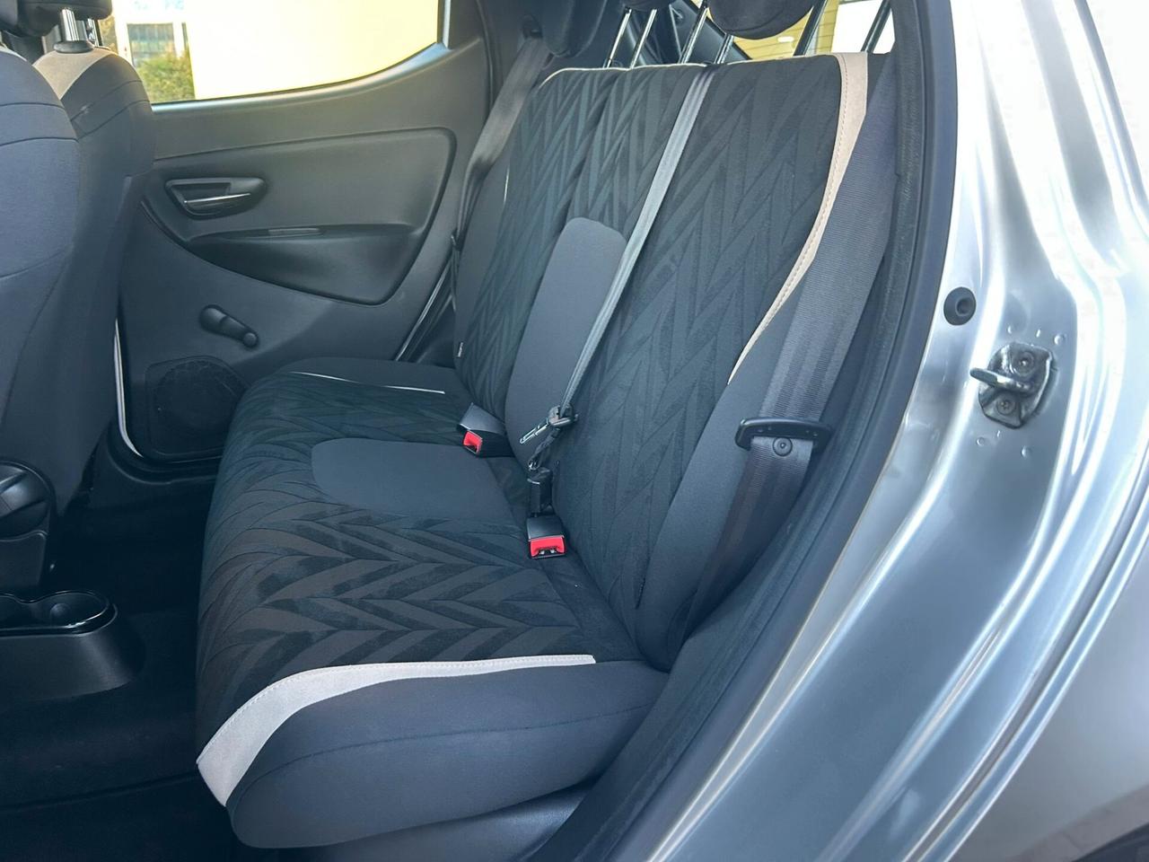 Lancia Ypsilon 1.2 69 CV 5 porte Platinum