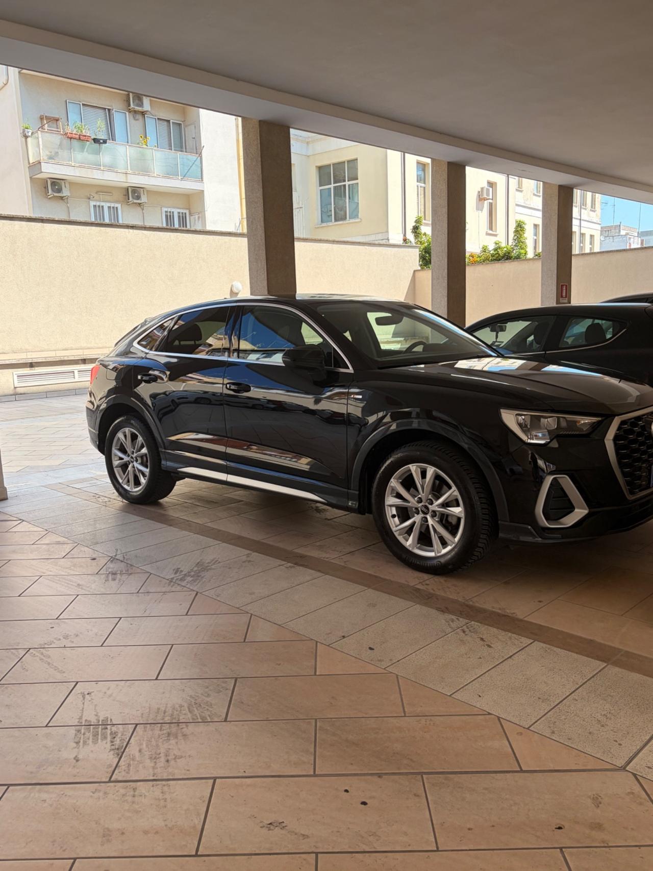 Audi Q3 35 TFSI S tronic line edition