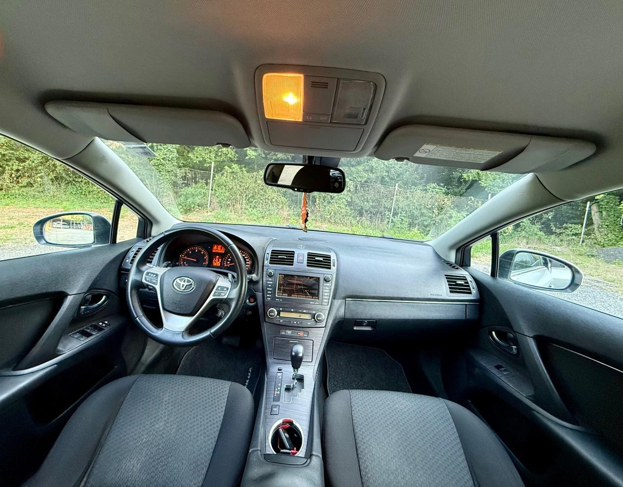 Toyota Avensis 2.2 D-Cat aut. Wagon Executive