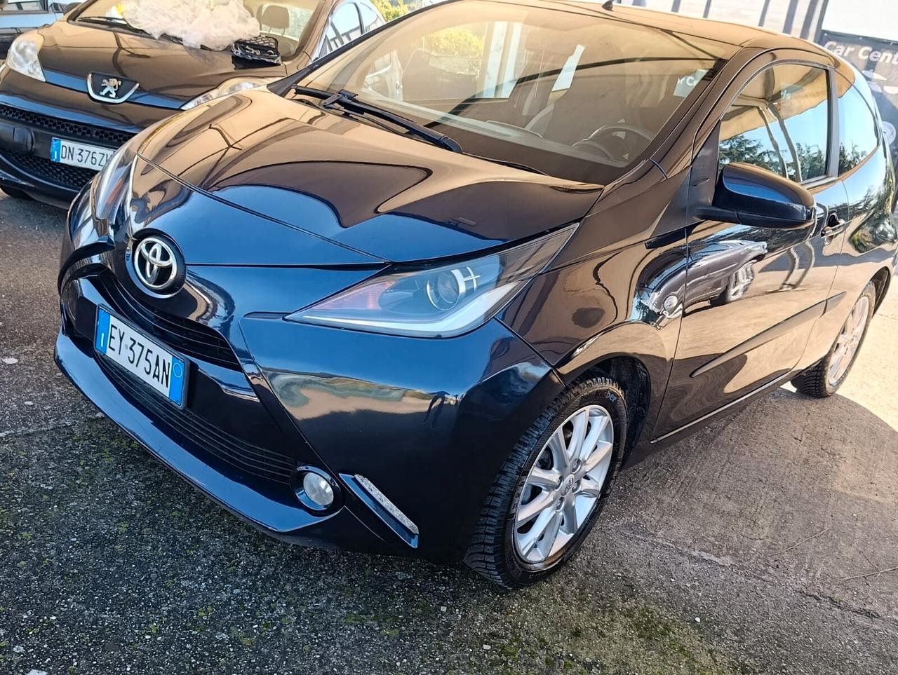 Toyota Aygo 1.0 VVT-i x-cool 2015 Gar Rate