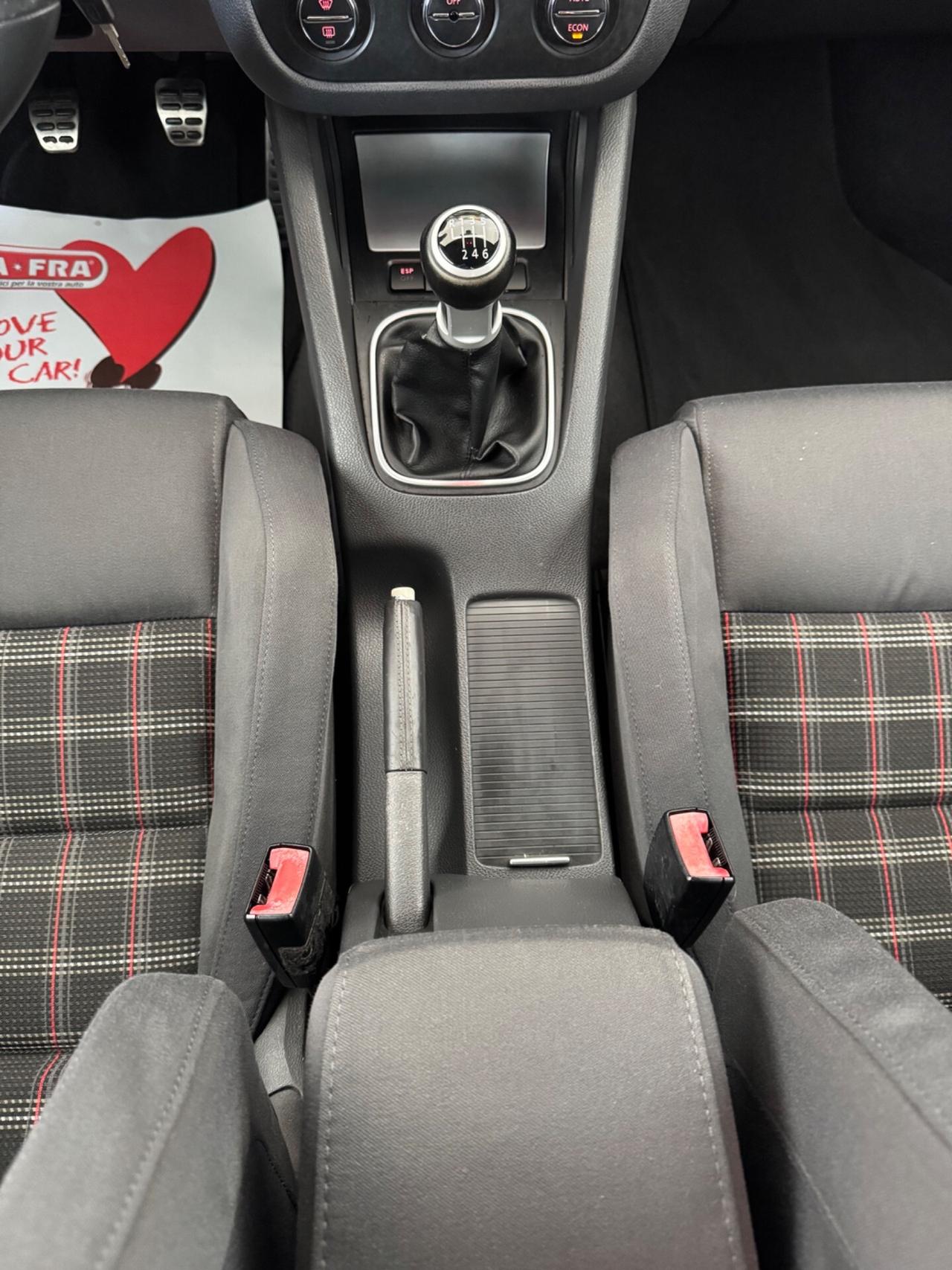 Volkswagen Golf GTI 2.0 16V TFSI 3p. 200cv