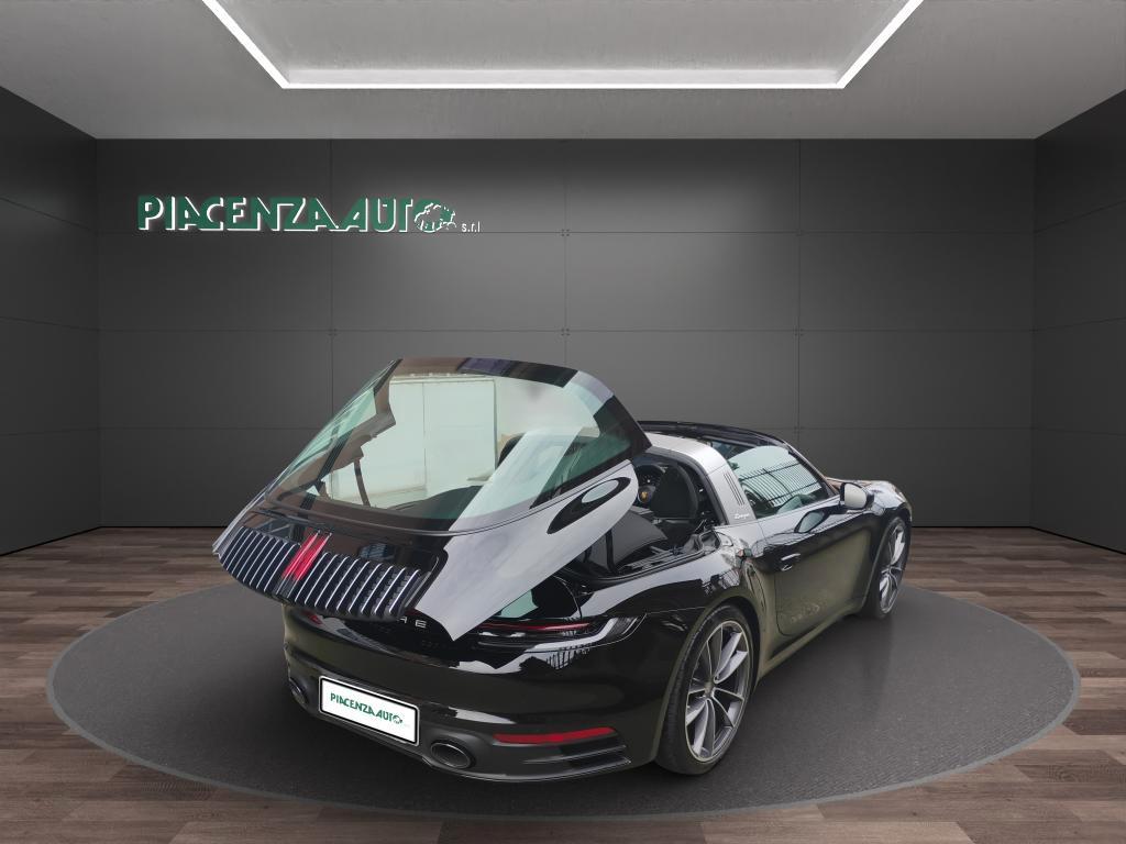 Porsche 992 TARGA 3.0 4 auto..KM 8000..