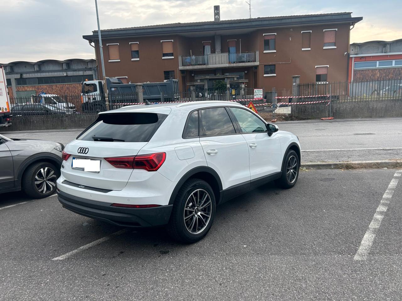 Audi Q3 45 TFSI plug in e S tronic Business unico proprietario